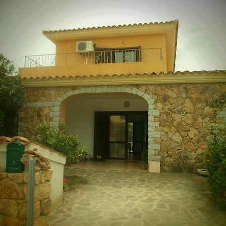 Residenza Li Fureddi Appartement San Teodoro  Buitenkant foto
