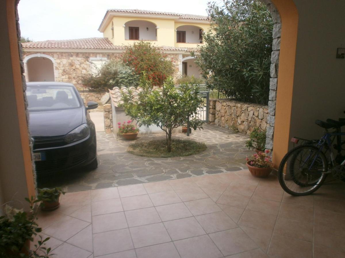 Residenza Li Fureddi Appartement San Teodoro  Buitenkant foto